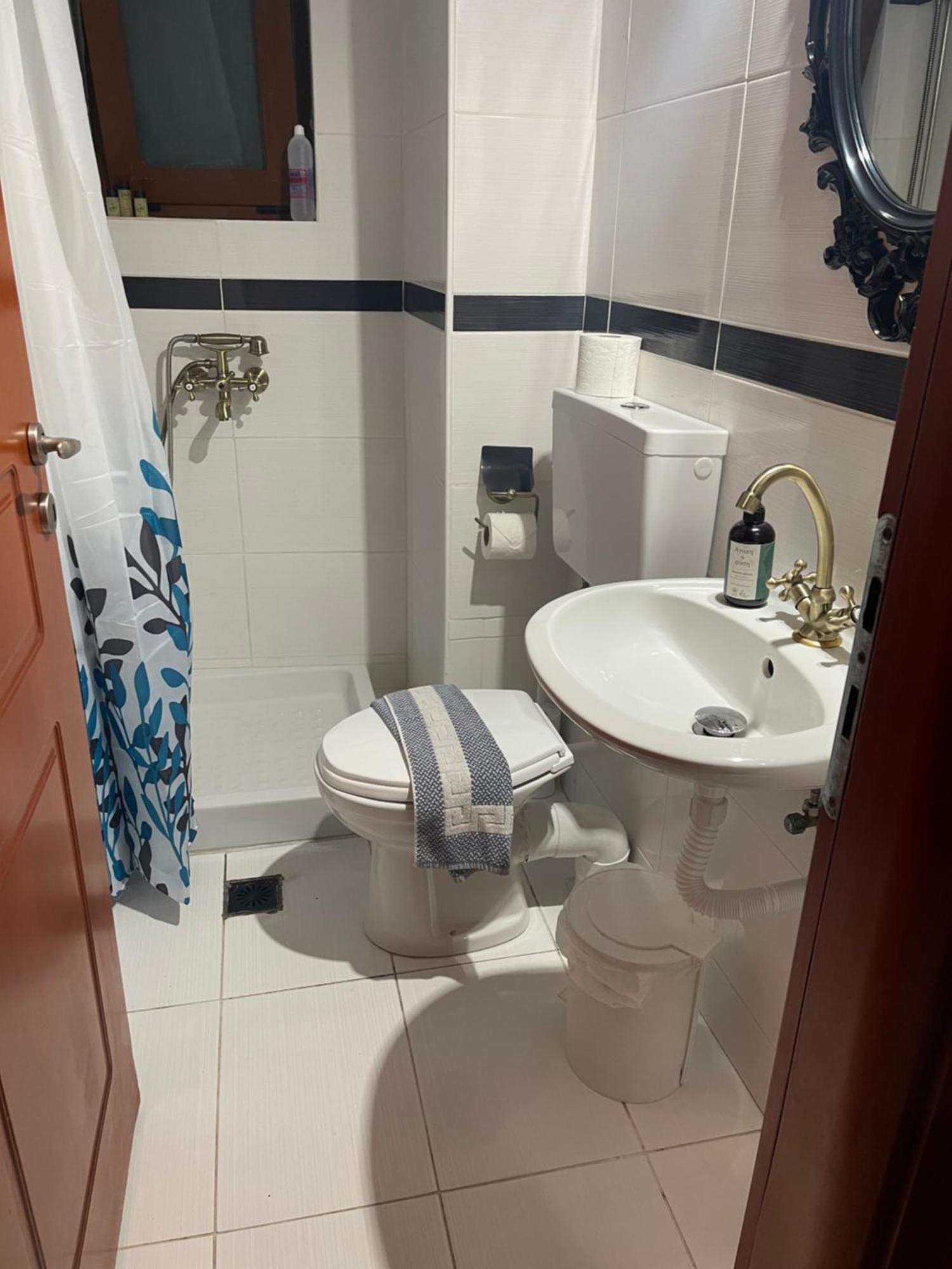 Retire Flat In The Heart Of City Ираклион Экстерьер фото