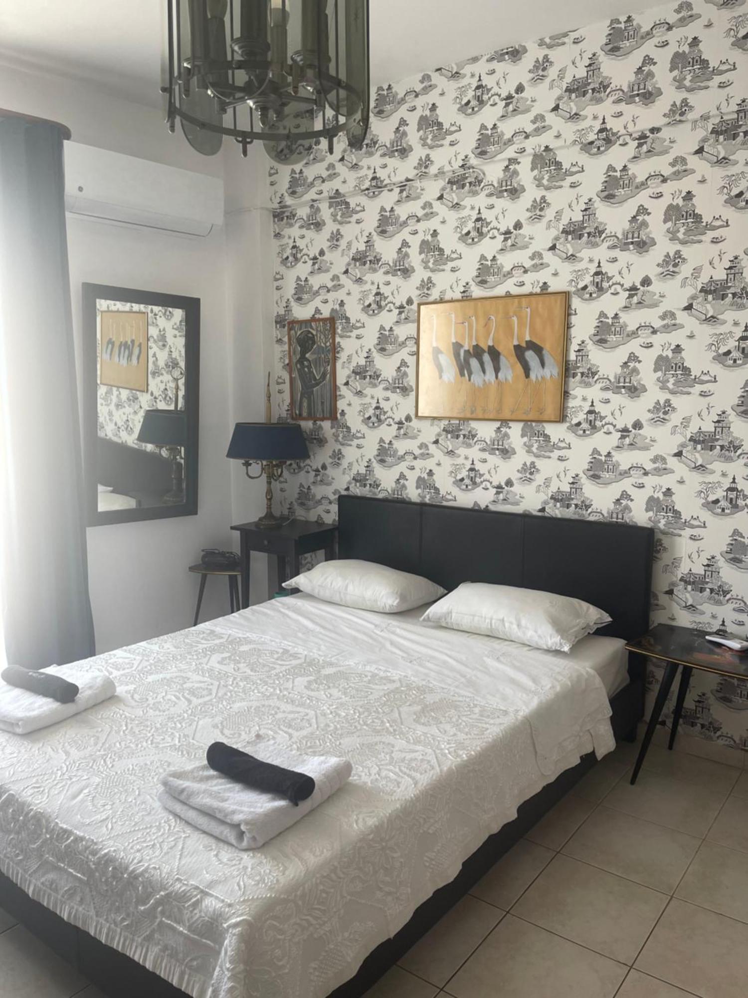 Retire Flat In The Heart Of City Ираклион Экстерьер фото