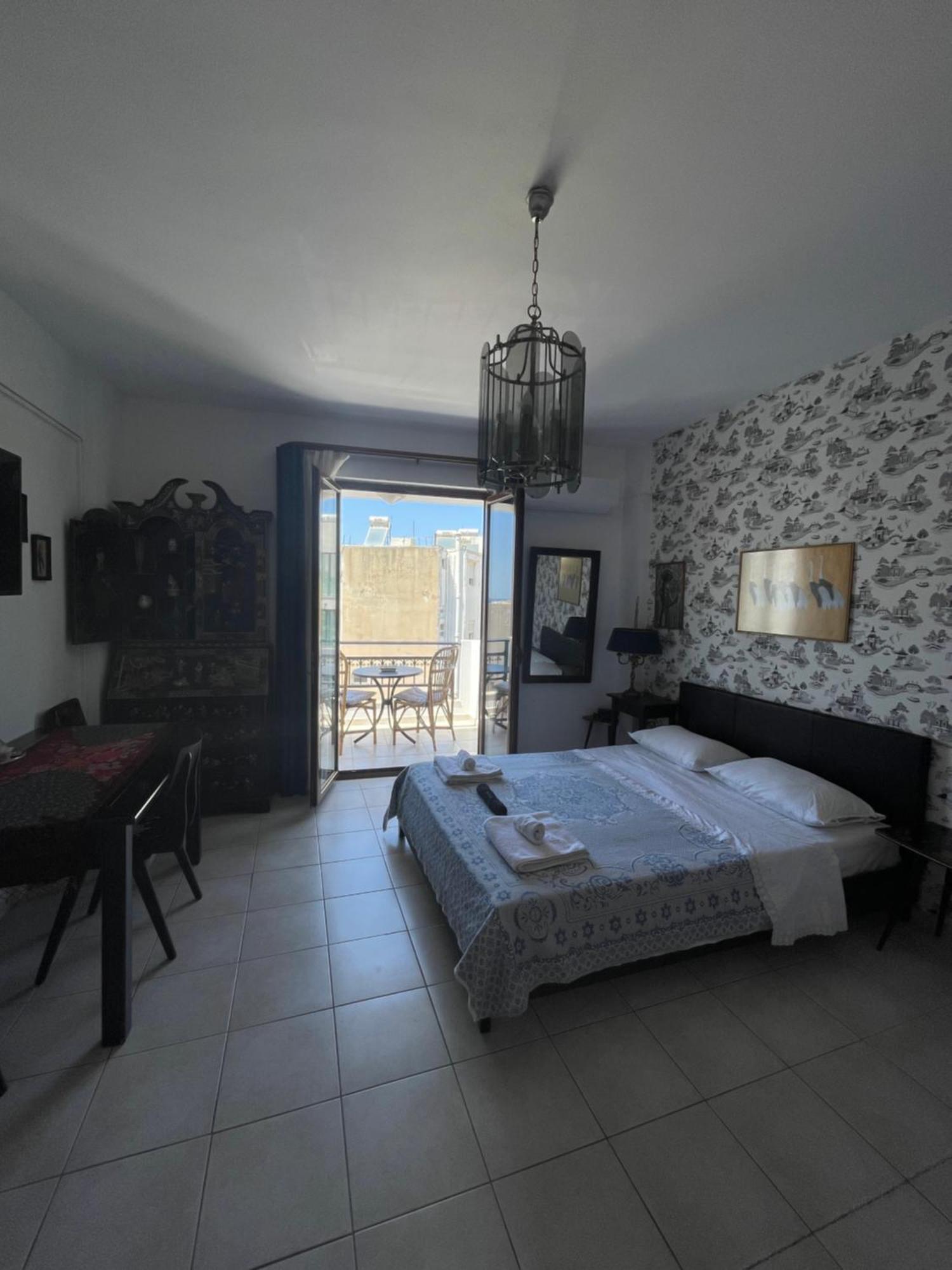 Retire Flat In The Heart Of City Ираклион Экстерьер фото